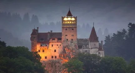 1b80cb7cf2ba3cb276af94def71ba5cd_bran_castle_01w-e1553773737482