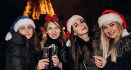 Komfort-Noviy-rik-v-Parizhi-1680-500x500-c-default