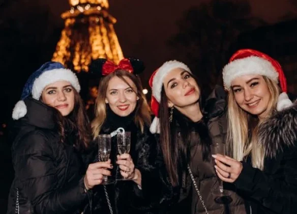 Komfort-Noviy-rik-v-Parizhi-1680-500x500-c-default